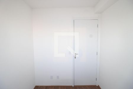 Quarto 1 de apartamento para alugar com 2 quartos, 34m² em Vila Carmosina, São Paulo