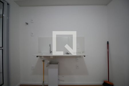Sala/Cozinha de apartamento para alugar com 2 quartos, 30m² em Jardim Monte Kemel, São Paulo