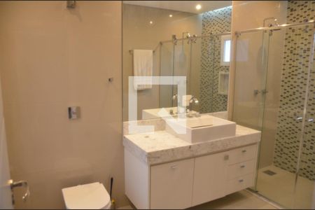 Foto 10 de casa para alugar com 3 quartos, 234m² em Mirandópolis, São Paulo