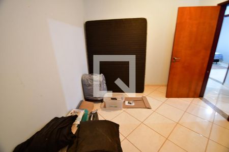 Quarto 1 de casa para alugar com 4 quartos, 342m² em Village Campinas, Campinas