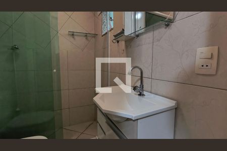 Banheiro da Suíte  de casa para alugar com 3 quartos, 180m² em Vargem Pequena, Rio de Janeiro