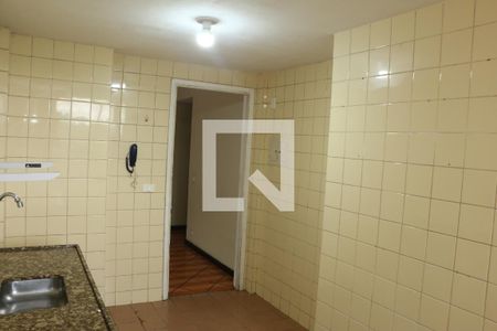 Cozinha de apartamento para alugar com 2 quartos, 65m² em Caonze, Nova Iguaçu