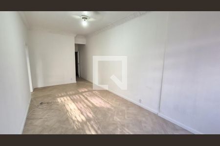 Sala de apartamento à venda com 3 quartos, 80m² em Bonsucesso, Rio de Janeiro