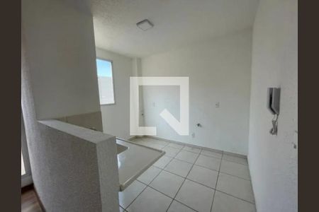 Cozinha de apartamento à venda com 2 quartos, 50m² em Caiapos, Contagem