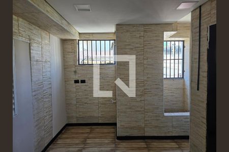 Sala de casa para alugar com 2 quartos, 155m² em Vila Augusta, Guarulhos