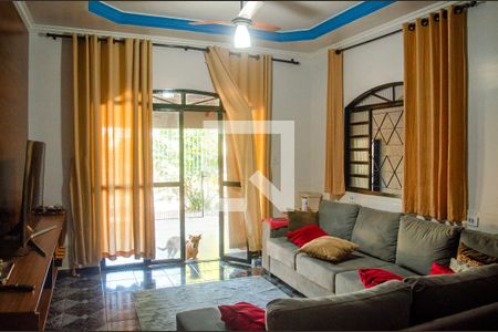 Casa à venda com 3 quartos, 360m² em  Setor Vila João Vaz, Goiânia