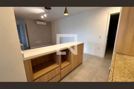 Apartamento à venda com 2 quartos, 77m² em Jardim das Acacias, São Paulo