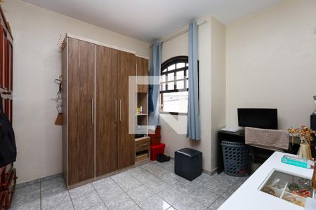 Quarto 2 de casa à venda com 2 quartos, 100m² em Parque Pinheiros, Taboão da Serra