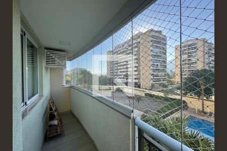 Varanda de apartamento para alugar com 3 quartos, 86m² em Barra da Tijuca, Rio de Janeiro