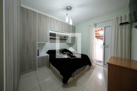 Suíte 1 de casa à venda com 2 quartos, 100m² em Jardim Eliane, São Paulo