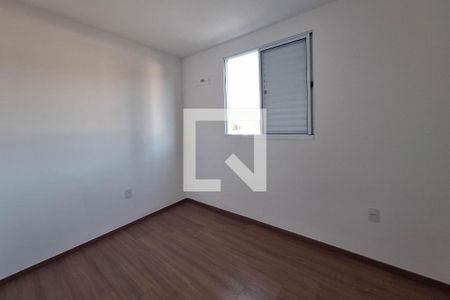 Quarto 1 de apartamento à venda com 2 quartos, 47m² em Maria Paula, Niterói