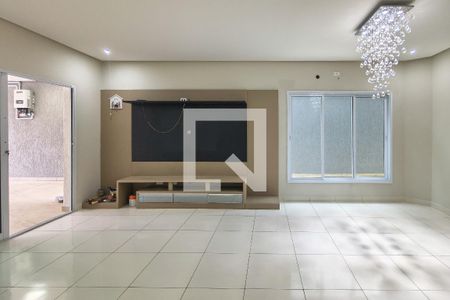 Sala de casa para alugar com 4 quartos, 217m² em Canto do Forte, Praia Grande