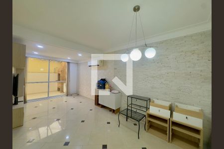 Sala de casa de condomínio à venda com 3 quartos, 174m² em Vila Sao Joao, Guarulhos