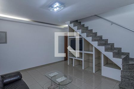 sala_2 de casa para alugar com 3 quartos, 120m² em Vila Gumercindo, São Paulo