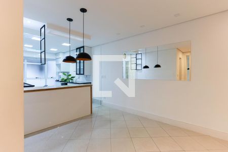 Sala de jantar de casa de condomínio para alugar com 3 quartos, 200m² em Santa Teresinha, São Paulo