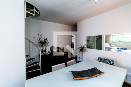 Sala de apartamento à venda com 3 quartos, 180m² em Serra, Belo Horizonte