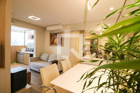 Apartamento à venda com 2 quartos, 60m² em Chácara Santo Antônio (zona Sul), São Paulo