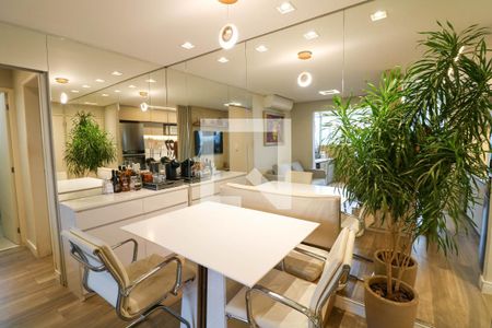 Apartamento à venda com 2 quartos, 60m² em Chácara Santo Antônio (zona Sul), São Paulo