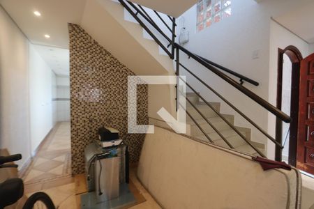 Sala de casa para alugar com 3 quartos, 140m² em Jardim Iva, São Paulo