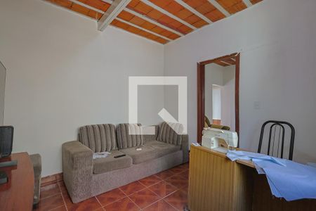 Casa à venda com 2 quartos, 205m² em Aparecida, Belo Horizonte