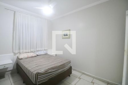 Suíte de apartamento para alugar com 2 quartos, 70m² em Jardim Vitoria, Guarujá