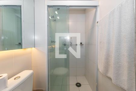 Banheiro de kitnet/studio à venda com 1 quarto, 33m² em Brooklin, São Paulo