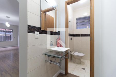 Lavabo de casa para alugar com 3 quartos, 120m² em Vila Nair, São Paulo