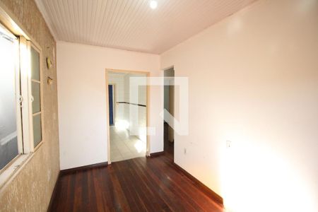 Sala de casa para alugar com 2 quartos, 70m² em Santa Rosa de Lima, Porto Alegre