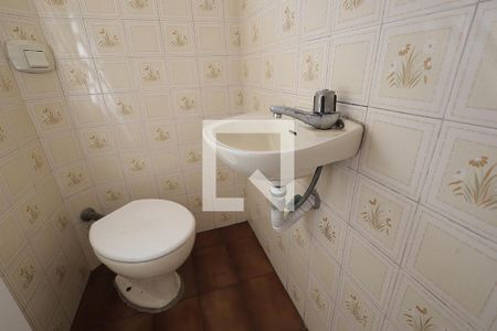 Banheiro de casa à venda com 3 quartos, 135m² em Parque Erasmo Assunção, Santo André