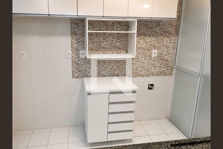 Cozinha de apartamento para alugar com 3 quartos, 78m² em Parque Industrial, São José dos Campos