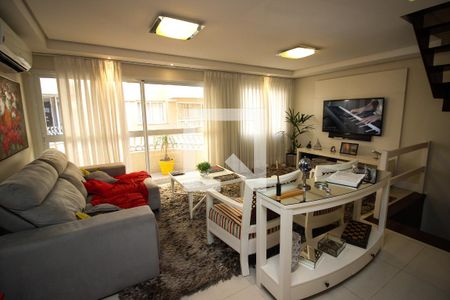 Sala de casa de condomínio à venda com 4 quartos, 220m² em Cavalhada, Porto Alegre
