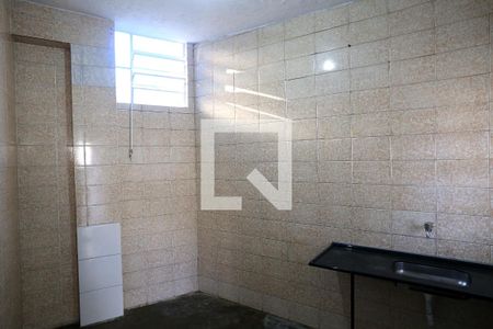 Cozinha e Área de Serviço de casa para alugar com 1 quarto, 30m² em Santa Cruz, Belo Horizonte