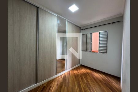 Quarto 1 de apartamento para alugar com 3 quartos, 72m² em Piratininga, Osasco