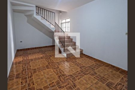 Casa para alugar com 4 quartos, 120m² em Conjunto Habitacional Turistica, São Paulo