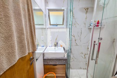 Banheiro da Suíte 1 de apartamento para alugar com 2 quartos, 81m² em Canto do Forte, Praia Grande