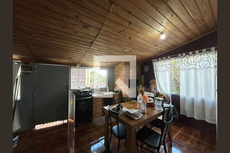 Sala 2 de casa para alugar com 4 quartos, 37m² em Estância Velha, Canoas