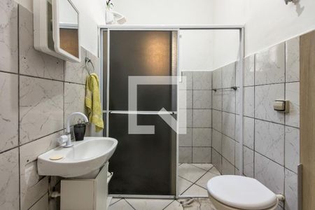Banheiro de casa para alugar com 2 quartos, 80m² em Maracanã, Praia Grande