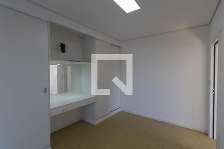 Quarto 1 de apartamento para alugar com 1 quarto, 70m² em Vila Sabrina, São Paulo