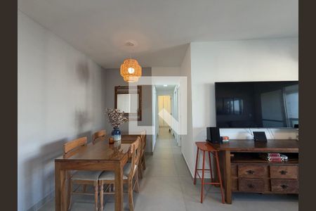 Sala de apartamento para alugar com 3 quartos, 90m² em Barra Olímpica, Rio de Janeiro