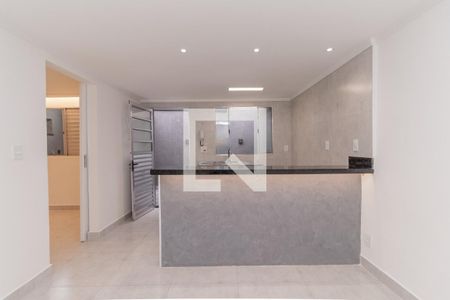 Sala de casa para alugar com 1 quarto, 24m² em Vila Invernada, São Paulo