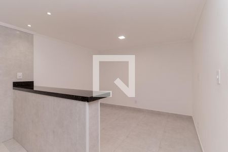Sala de casa para alugar com 1 quarto, 24m² em Vila Invernada, São Paulo