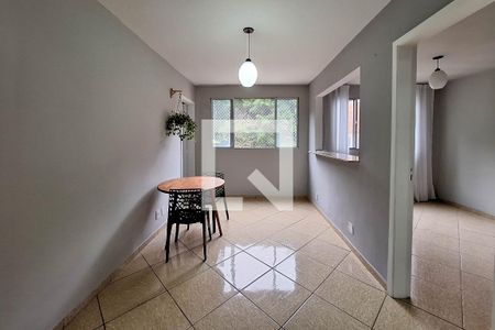 Sala de apartamento à venda com 3 quartos, 63m² em Maria Paula, Niterói