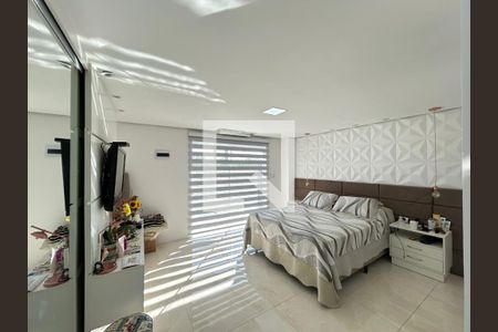 Suite 1 de casa à venda com 3 quartos, 216m² em Mato Grande, Canoas