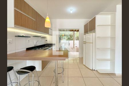 Sala/Cozinha de casa para alugar com 2 quartos, 100m² em Ingleses do Rio Vermelho, Florianópolis