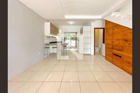 Sala de TV de casa para alugar com 2 quartos, 100m² em Ingleses do Rio Vermelho, Florianópolis