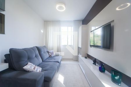 Sala de TV de apartamento à venda com 2 quartos, 59m² em Buritis, Belo Horizonte