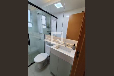 Banheiro de apartamento à venda com 2 quartos, 46m² em Vila Rosa, Novo Hamburgo