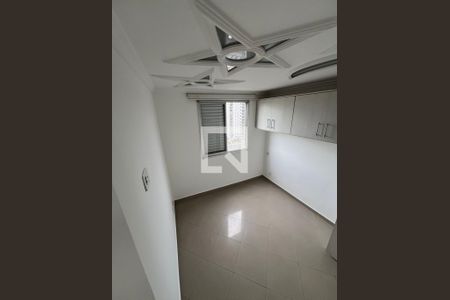 Quarto de apartamento para alugar com 3 quartos, 65m² em Vila Itapegica, Guarulhos