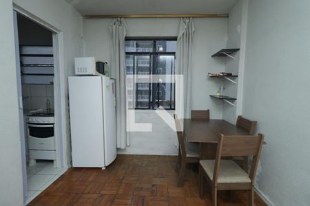 Sala/Quarto de apartamento para alugar com 1 quarto, 27m² em Sé, São Paulo