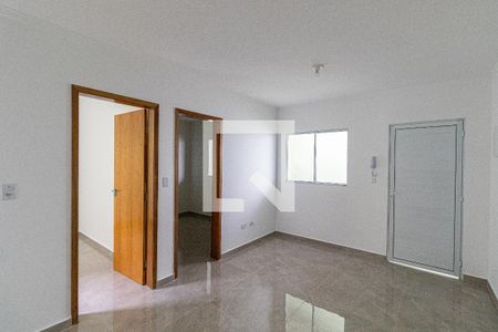 Sala e Cozinha de apartamento para alugar com 2 quartos, 40m² em Vila Ré, São Paulo
